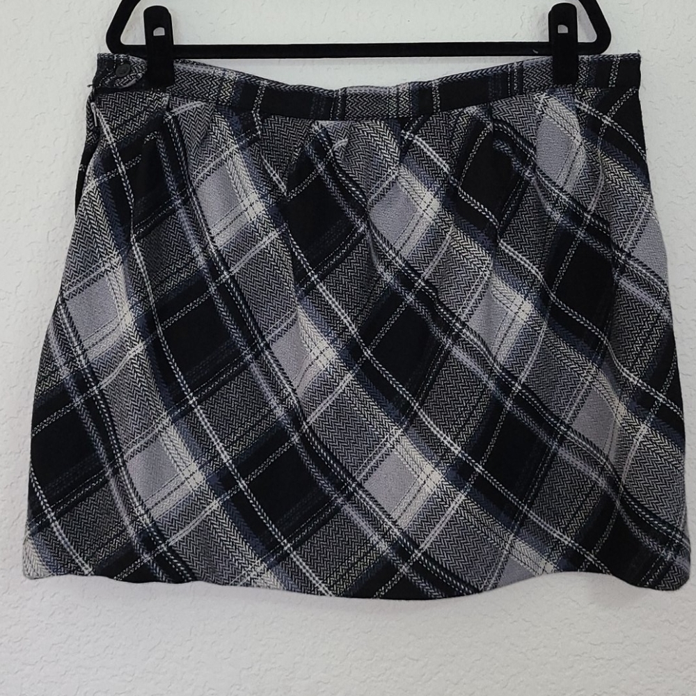 Plaid skirt